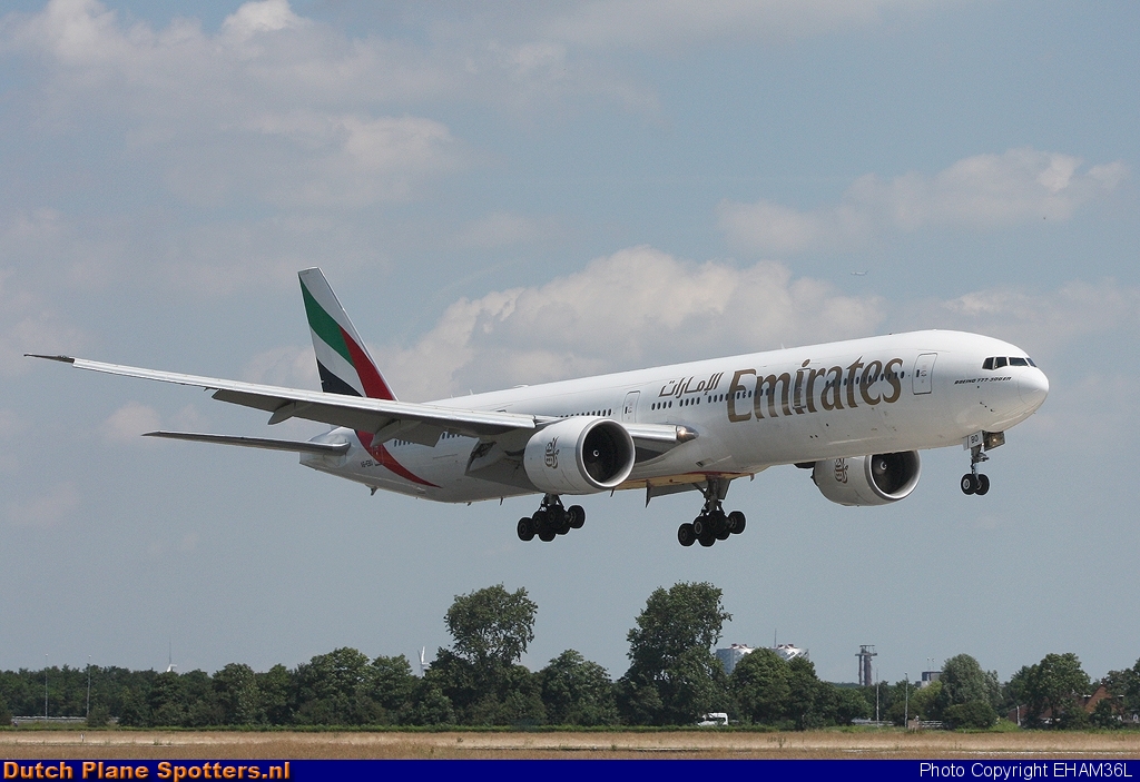 A6-EBO Boeing 777-300 Emirates by EHAM36L