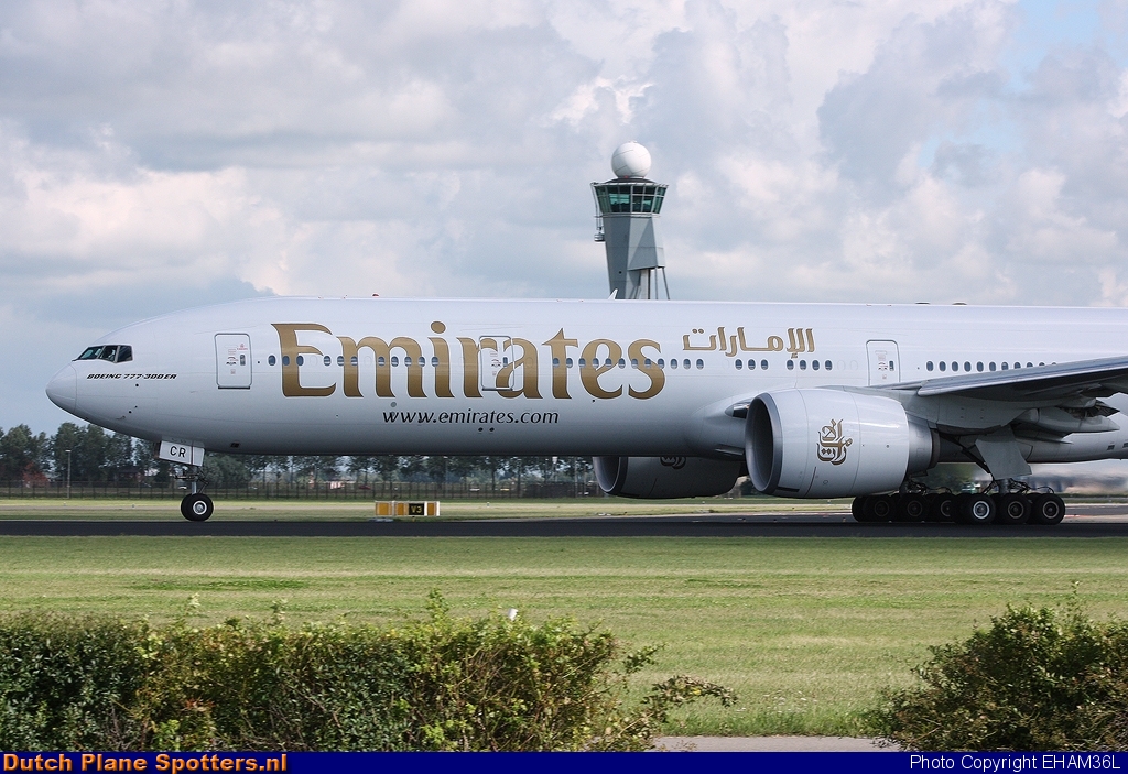 A6-ECR Boeing 777-300 Emirates by EHAM36L