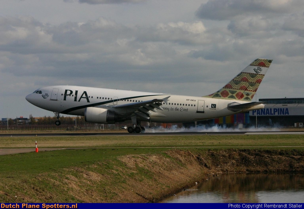 AP-BEU Airbus A310 PIA Pakistan International Airlines by Rembrandt Staller