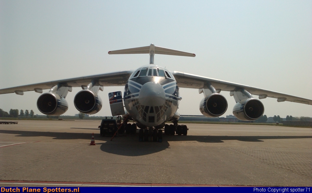 RA-76952 Ilyushin Il-76 Volga-Dnepr Airlines by spotter71