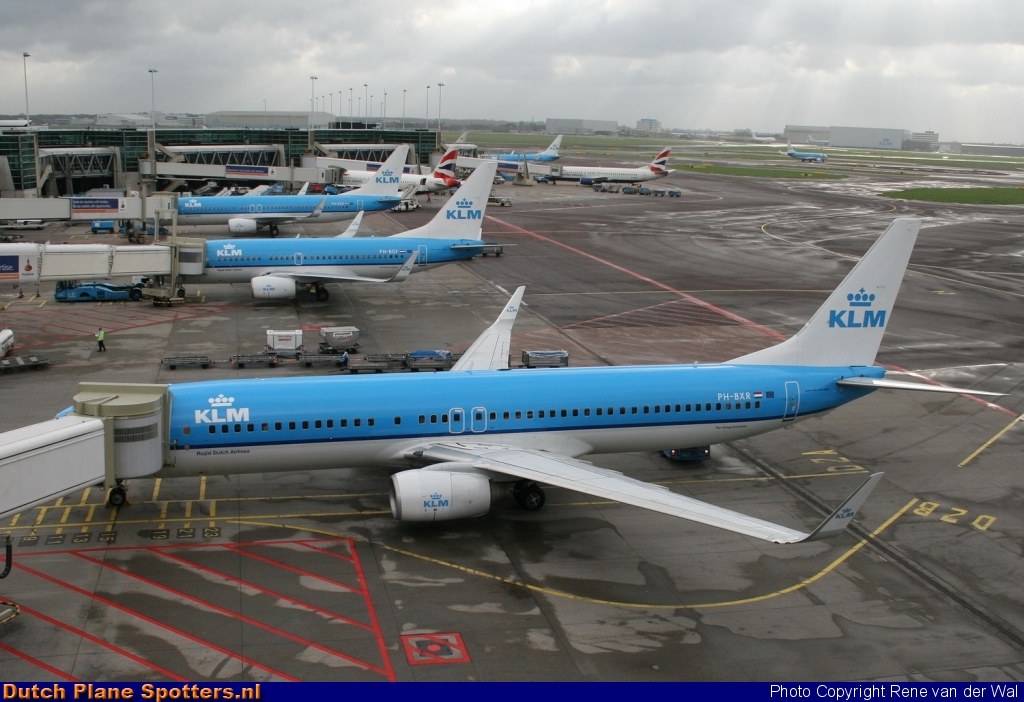 PH-BXR Boeing 737-900 KLM Royal Dutch Airlines by Rene van der Wal