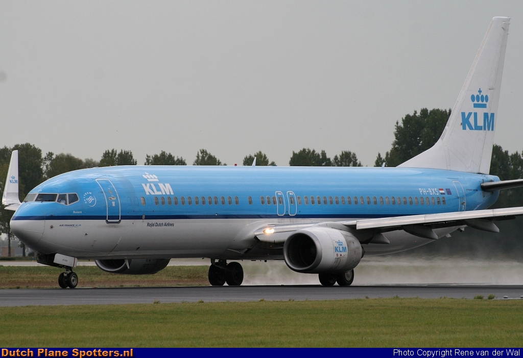 PH-BXS Boeing 737-900 KLM Royal Dutch Airlines by Rene van der Wal