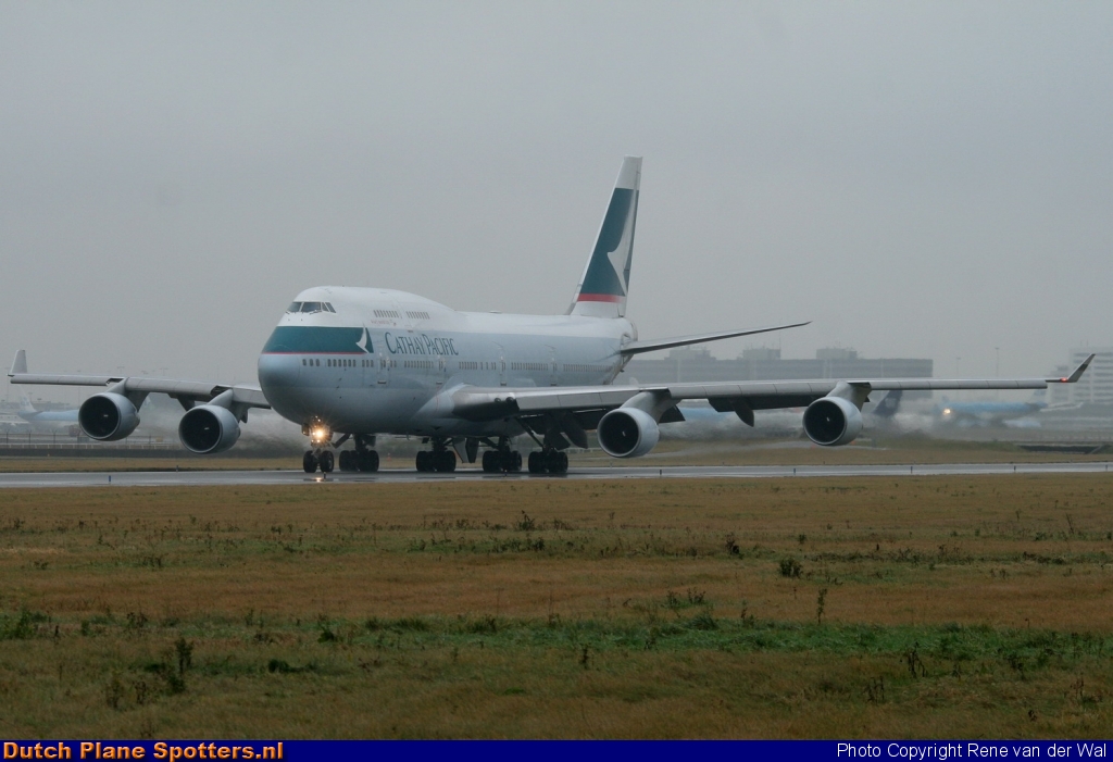 B-HKF Boeing 747-400 Cathay Pacific by Rene van der Wal