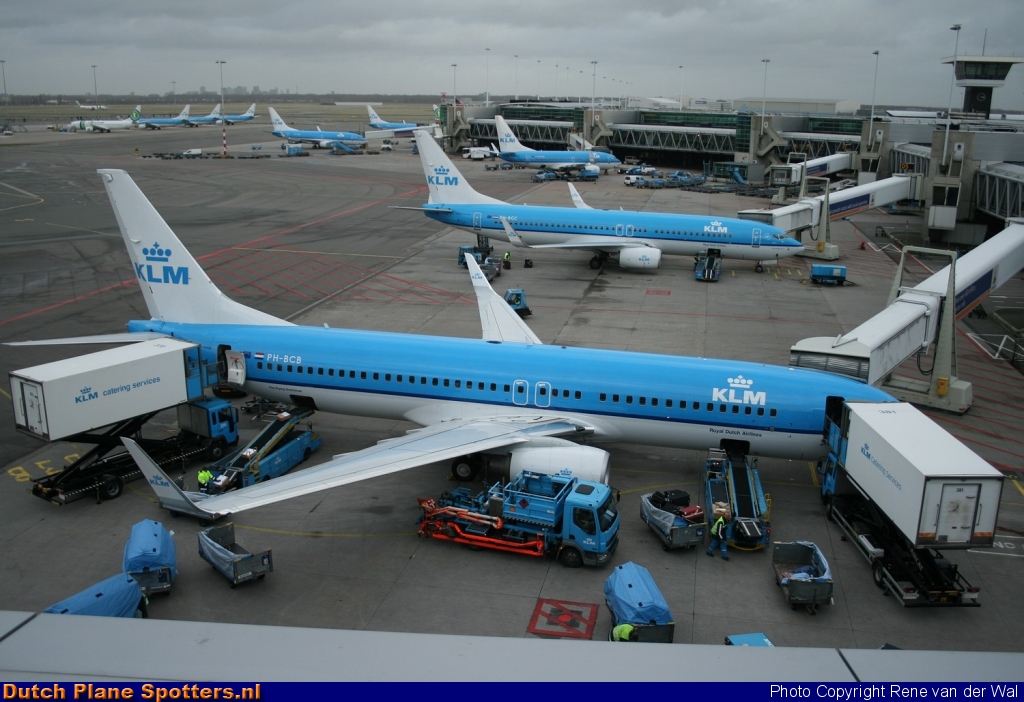 PH-BCB Boeing 737-800 KLM Royal Dutch Airlines by Rene van der Wal