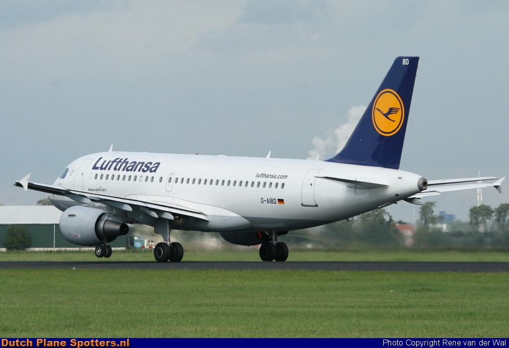 D-AIBD Airbus A319 Lufthansa by Rene van der Wal