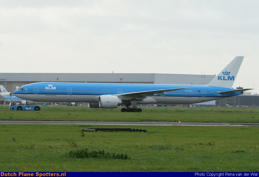 PH-BVF Boeing 777-300 KLM Royal Dutch Airlines by Rene van der Wal