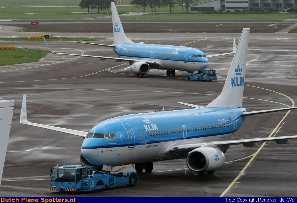 PH-BGF Boeing 737-700 KLM Royal Dutch Airlines by Rene van der Wal