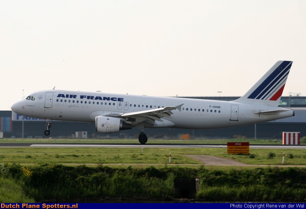 F-GHQK Airbus A320 Air France by Rene van der Wal