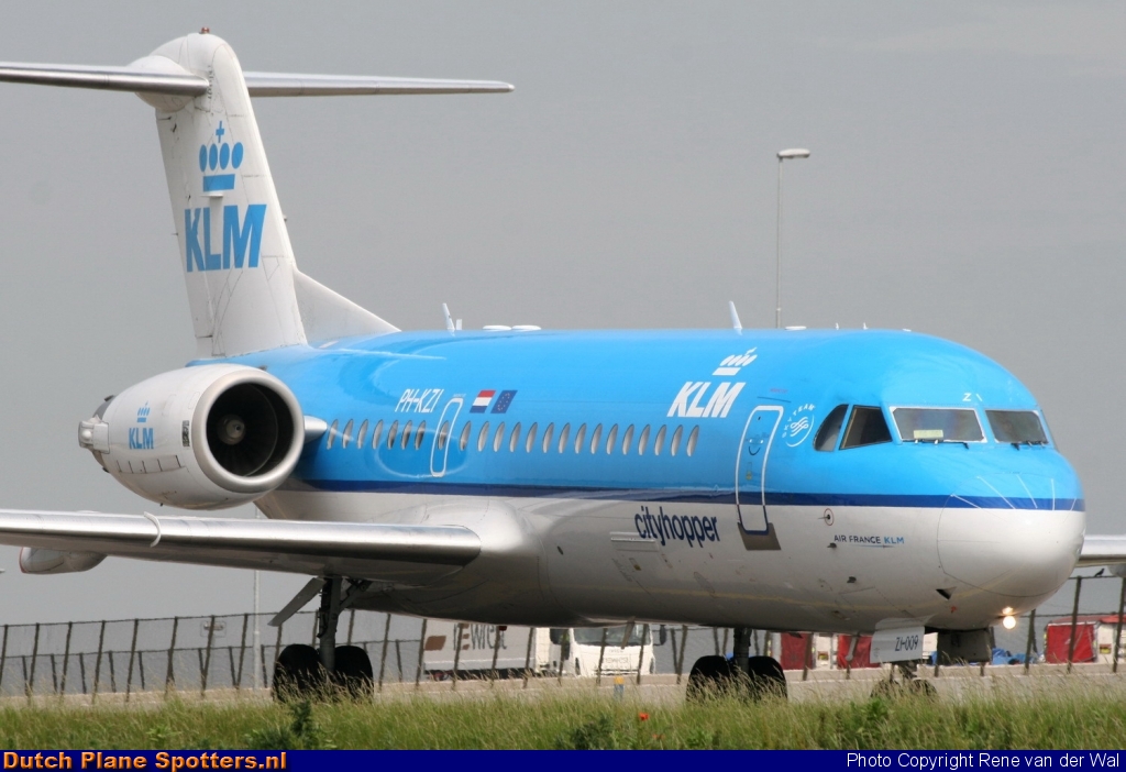 PH-KZI Fokker 70 KLM Cityhopper by Rene van der Wal