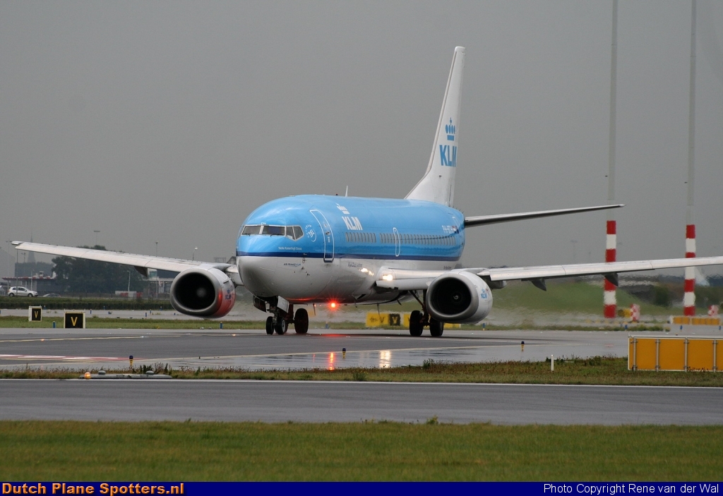 PH-BTH Boeing 737-300 KLM Royal Dutch Airlines by Rene van der Wal