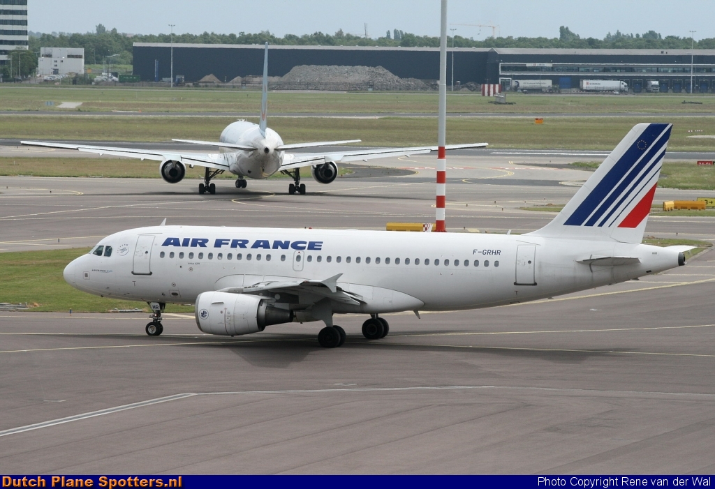 F-GRHR Airbus A319 Air France by Rene van der Wal