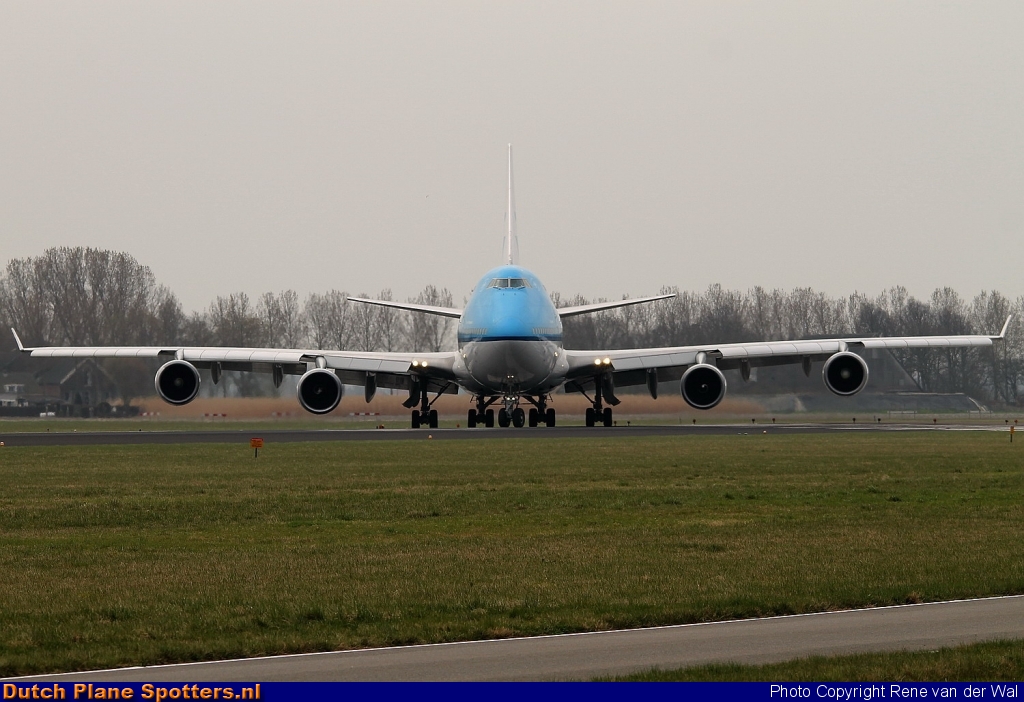 PH-BFG Boeing 747-400 KLM Royal Dutch Airlines by Rene van der Wal