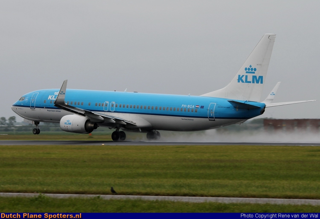 PH-BGA Boeing 737-800 KLM Royal Dutch Airlines by Rene van der Wal