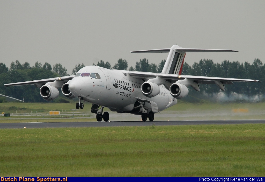 EI-RJH BAe 146 Cityjet (Air France) by Rene van der Wal