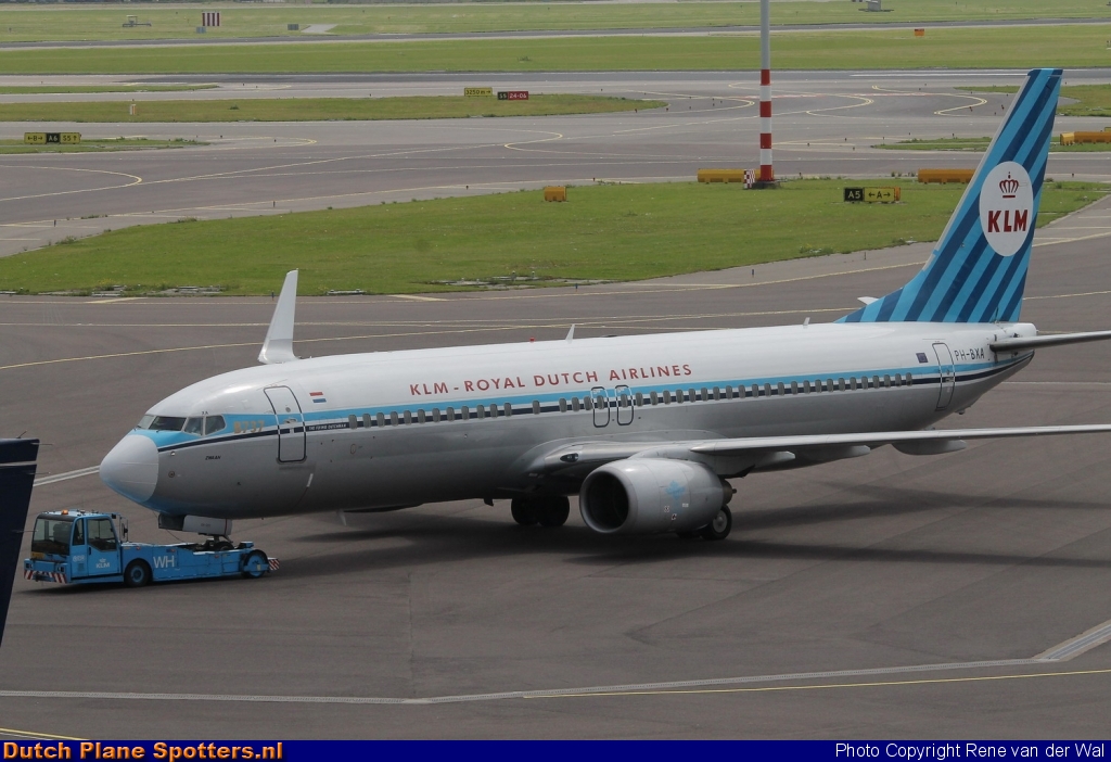 PH-BXA Boeing 737-800 KLM Royal Dutch Airlines by Rene van der Wal