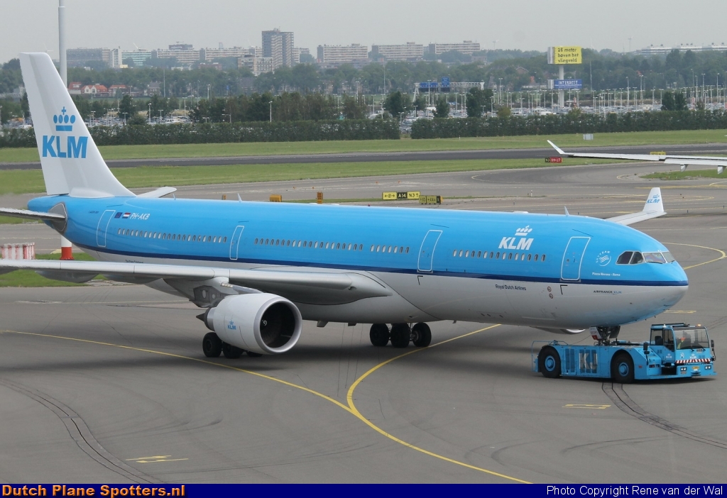 PH-AKB Airbus A330-300 KLM Royal Dutch Airlines by Rene van der Wal