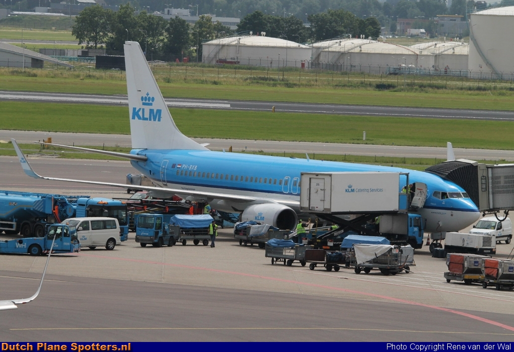 PH-BXB Boeing 737-800 KLM Royal Dutch Airlines by Rene van der Wal