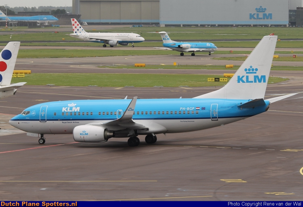 PH-BGP Boeing 737-700 KLM Royal Dutch Airlines by Rene van der Wal