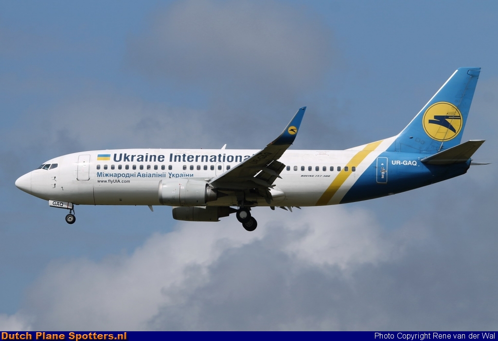 UR-GAQ Boeing 737-300 Ukraine International Airlines by Rene van der Wal