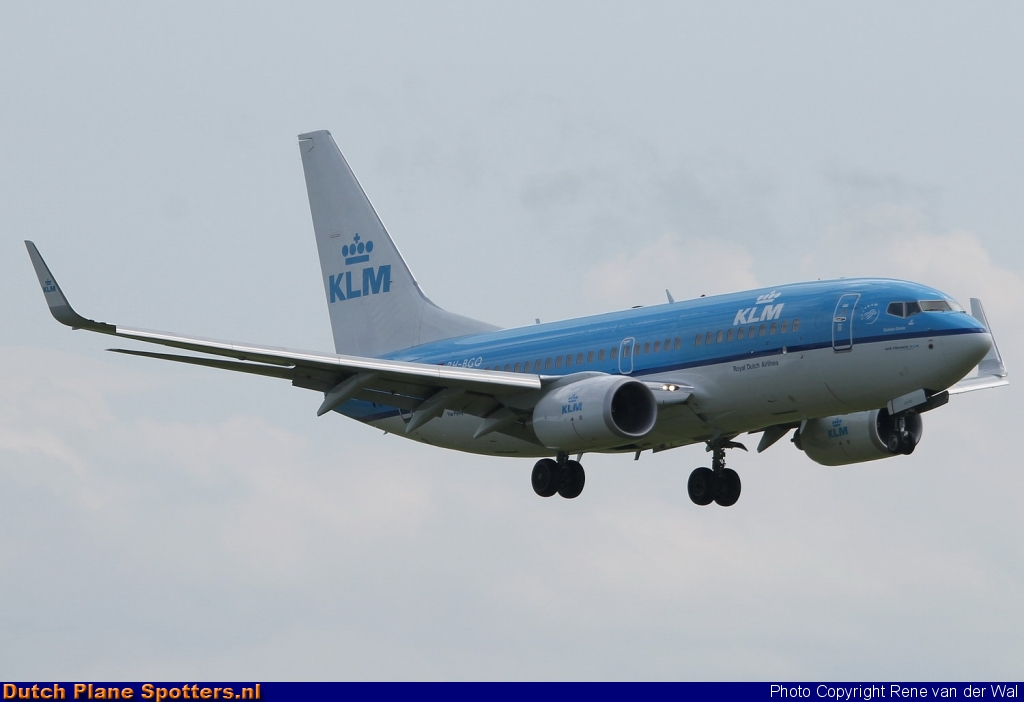 PH-BGQ Boeing 737-700 KLM Royal Dutch Airlines by Rene van der Wal