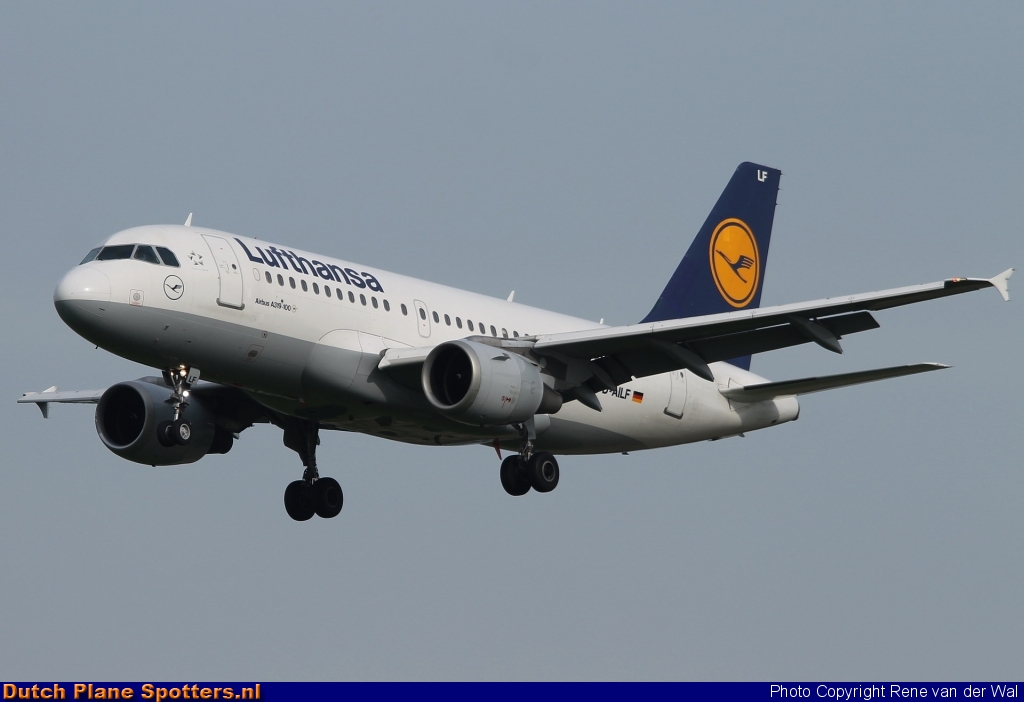 D-AILF Airbus A319 Lufthansa by Rene van der Wal