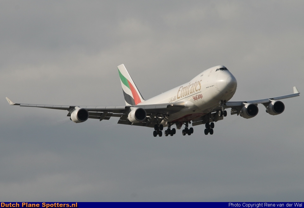 OO-THD Boeing 747-400 Emirates Sky Cargo by Rene van der Wal