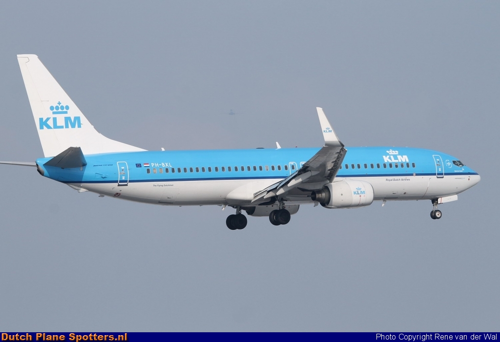 PH-BXL Boeing 737-800 KLM Royal Dutch Airlines by Rene van der Wal