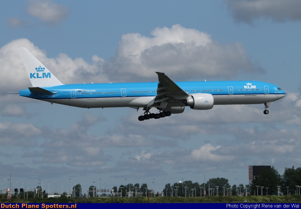 PH-BVK Boeing 777-300 KLM Royal Dutch Airlines by Rene van der Wal