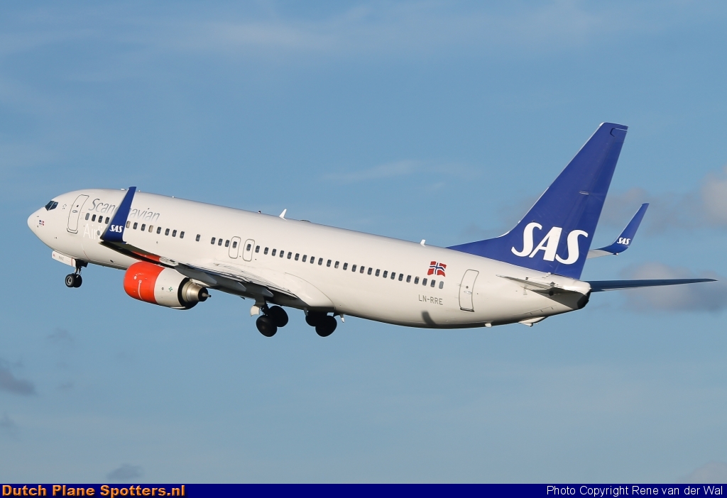 LN-RRE Boeing 737-800 SAS Scandinavian Airlines by Rene van der Wal