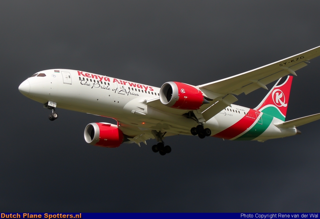 5Y-KZG Boeing 787-8 Dreamliner Kenya Airways by Rene van der Wal