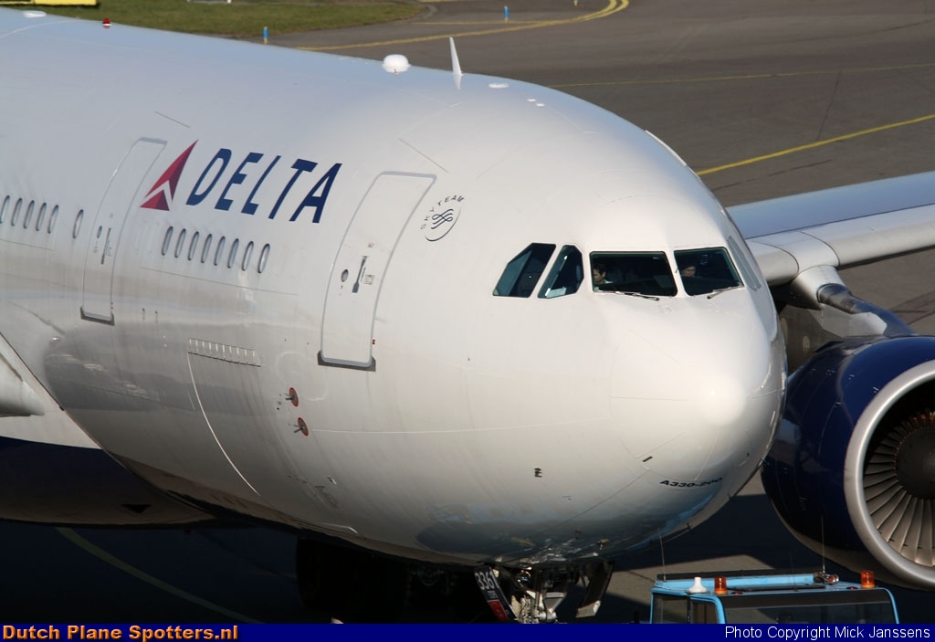 N861NW Airbus A330-200 Delta Airlines by Mick Janssens