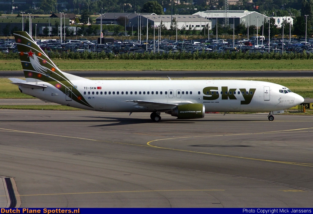 TC-SKM Boeing 737-400 Sky Airlines by Mick Janssens