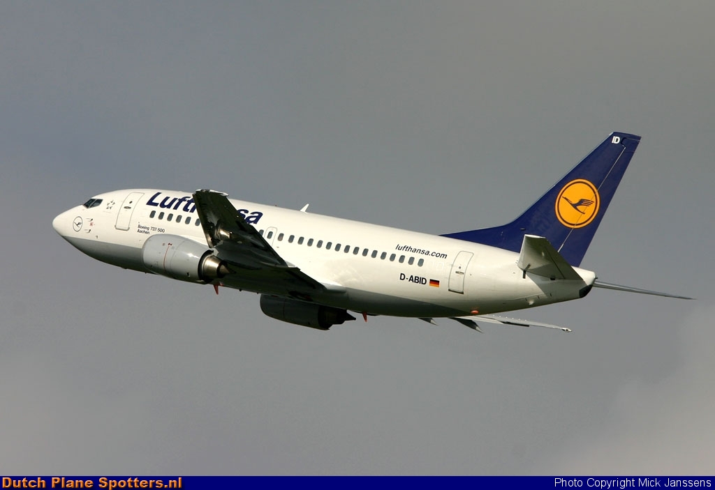 D-ABID Boeing 737-500 Lufthansa by Mick Janssens