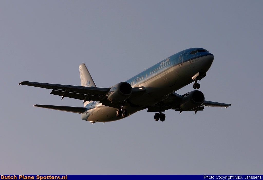 PH-BTF Boeing 737-400 KLM Royal Dutch Airlines by Mick Janssens