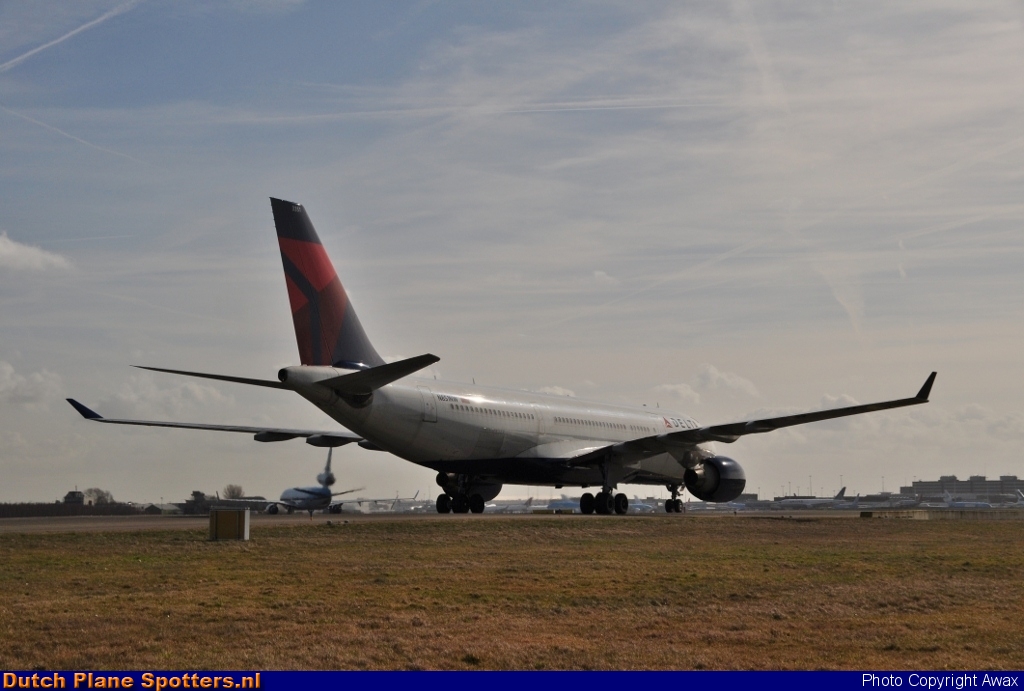 N851NW Airbus A330-200 Delta Airlines by Awax