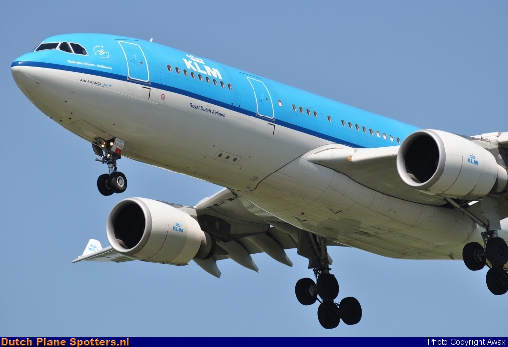 PH-AOF Airbus A330-200 KLM Royal Dutch Airlines by Awax