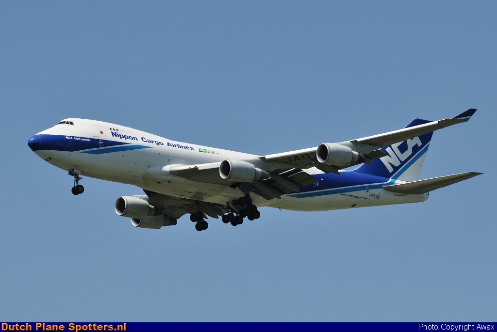 JA07KZ Boeing 747-400 Nippon Cargo Airlines by Awax