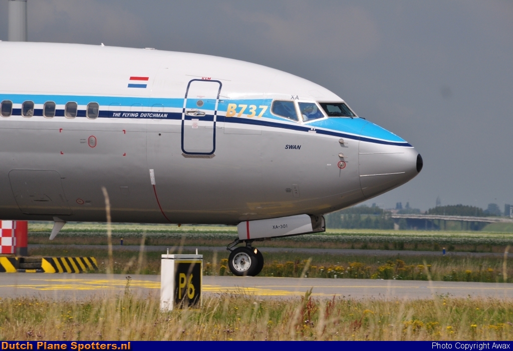 PH-BXA Boeing 737-800 KLM Royal Dutch Airlines by Awax
