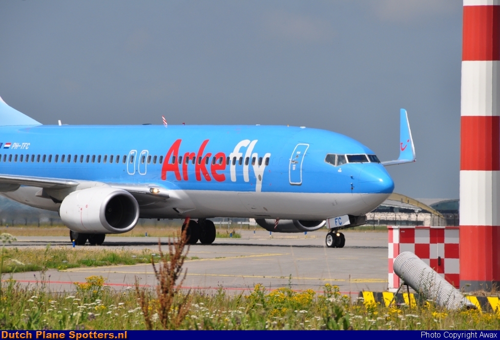 PH-TFC Boeing 737-800 ArkeFly by Awax
