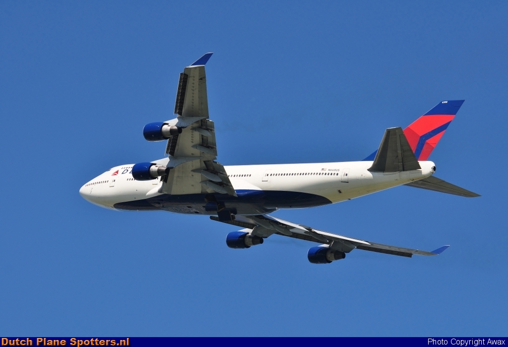 N668US Boeing 747-400 Delta Airlines by Awax
