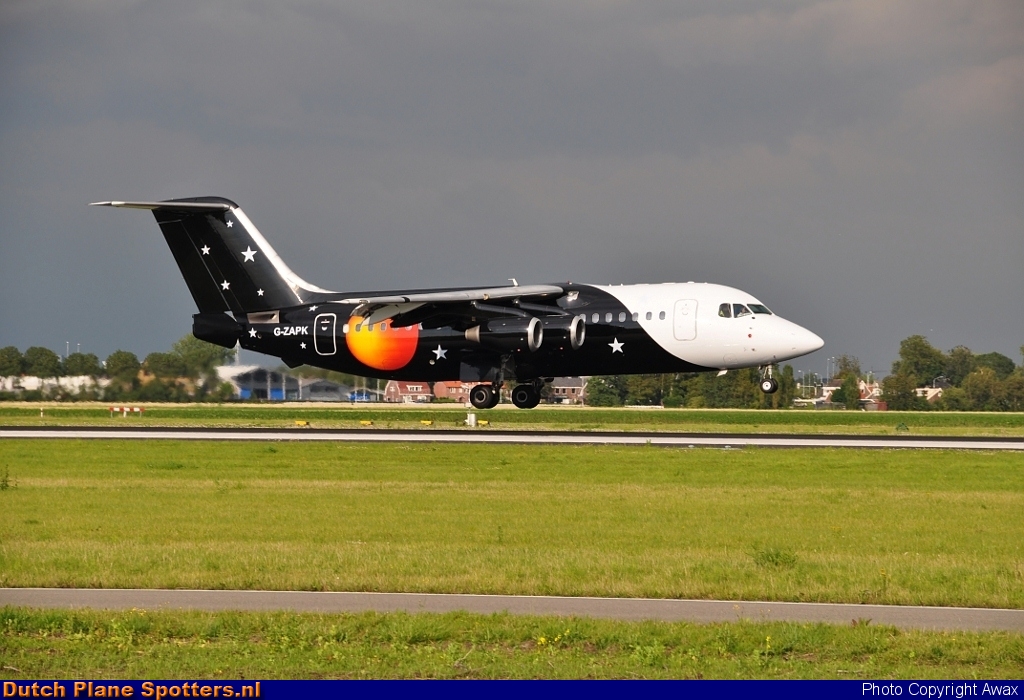 G-ZAPK BAe 146 Titan Airways by Awax