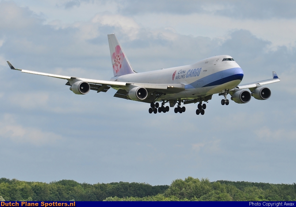 B-18721 Boeing 747-400 China Airlines Cargo by Awax
