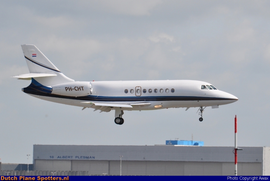 PH-CHT Dassault Falcon 2000 Private by Awax