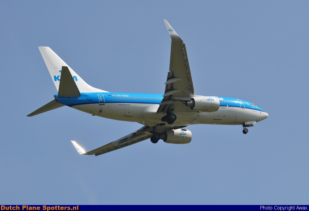 PH-BGD Boeing 737-700 KLM Royal Dutch Airlines by Awax