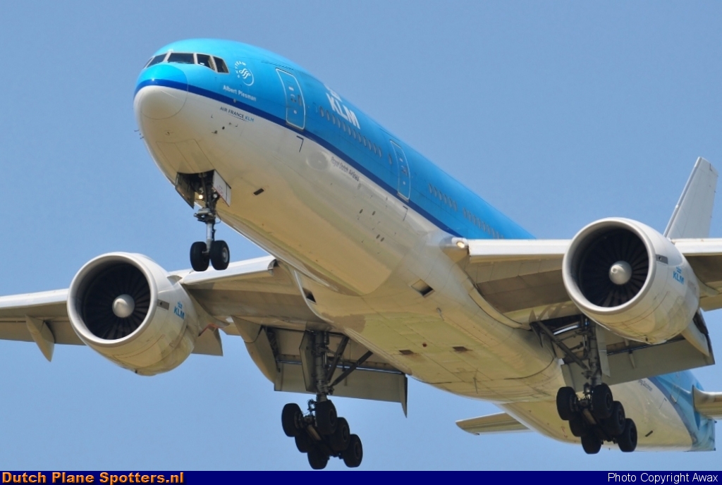 PH-BQA Boeing 777-200 KLM Royal Dutch Airlines by Awax