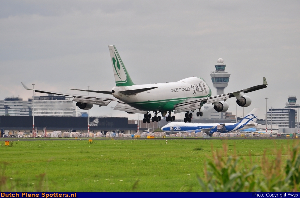 B-2439 Boeing 747-400 Jade Cargo by Awax