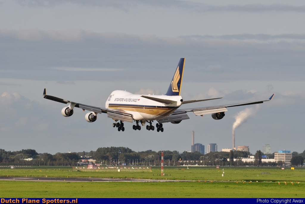 9V-SFQ Boeing 747-400 Singapore Airlines Cargo by Awax