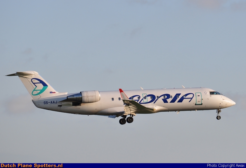 S5-AAJ Bombardier Canadair CRJ200 Adria Airways by Awax