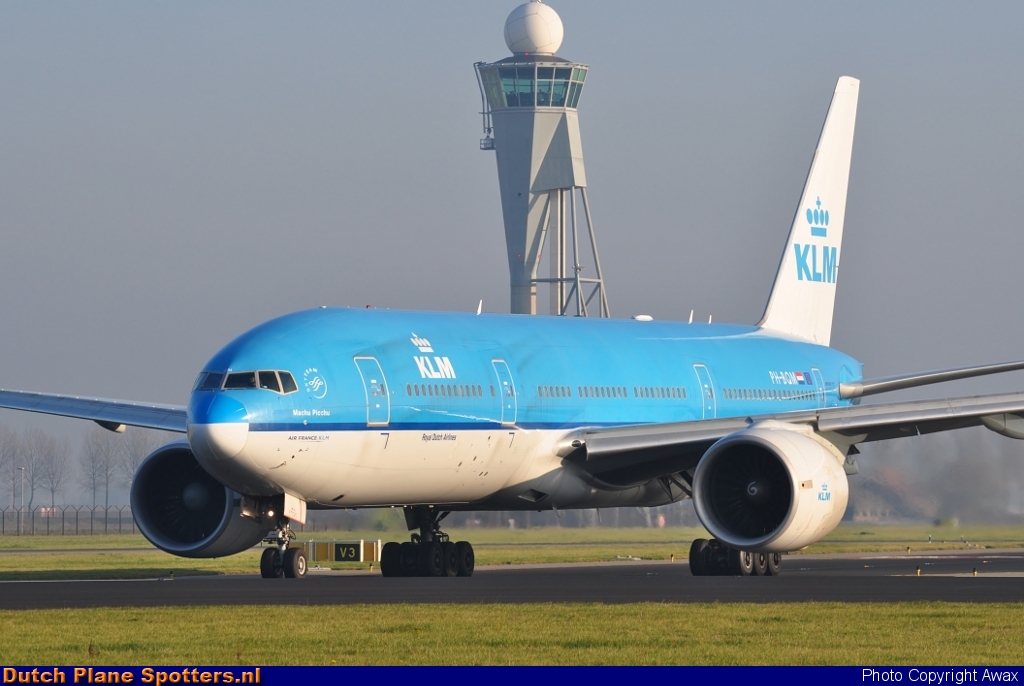 PH-BQM Boeing 777-200 KLM Royal Dutch Airlines by Awax