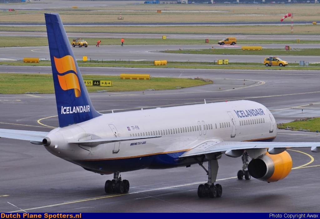 TF-FIN Boeing 757-200 Icelandair by Awax
